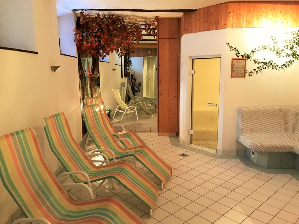 Hotel Schwarzer Adler Pettneu am Arlberg Luaran gambar