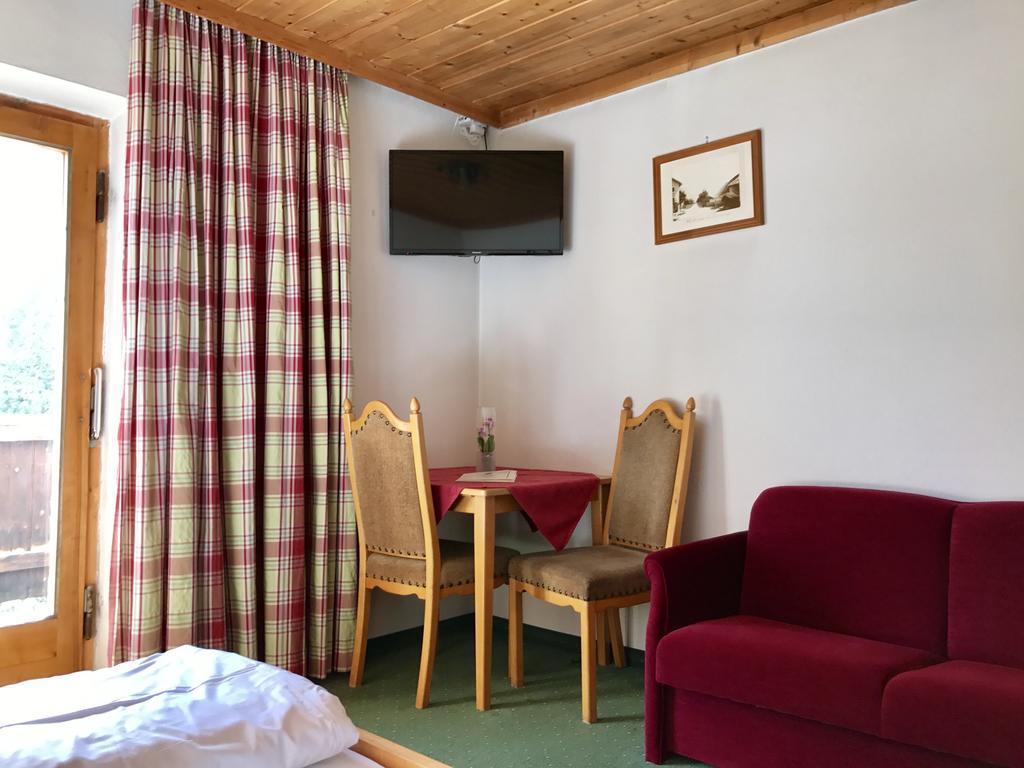 Hotel Schwarzer Adler Pettneu am Arlberg Luaran gambar